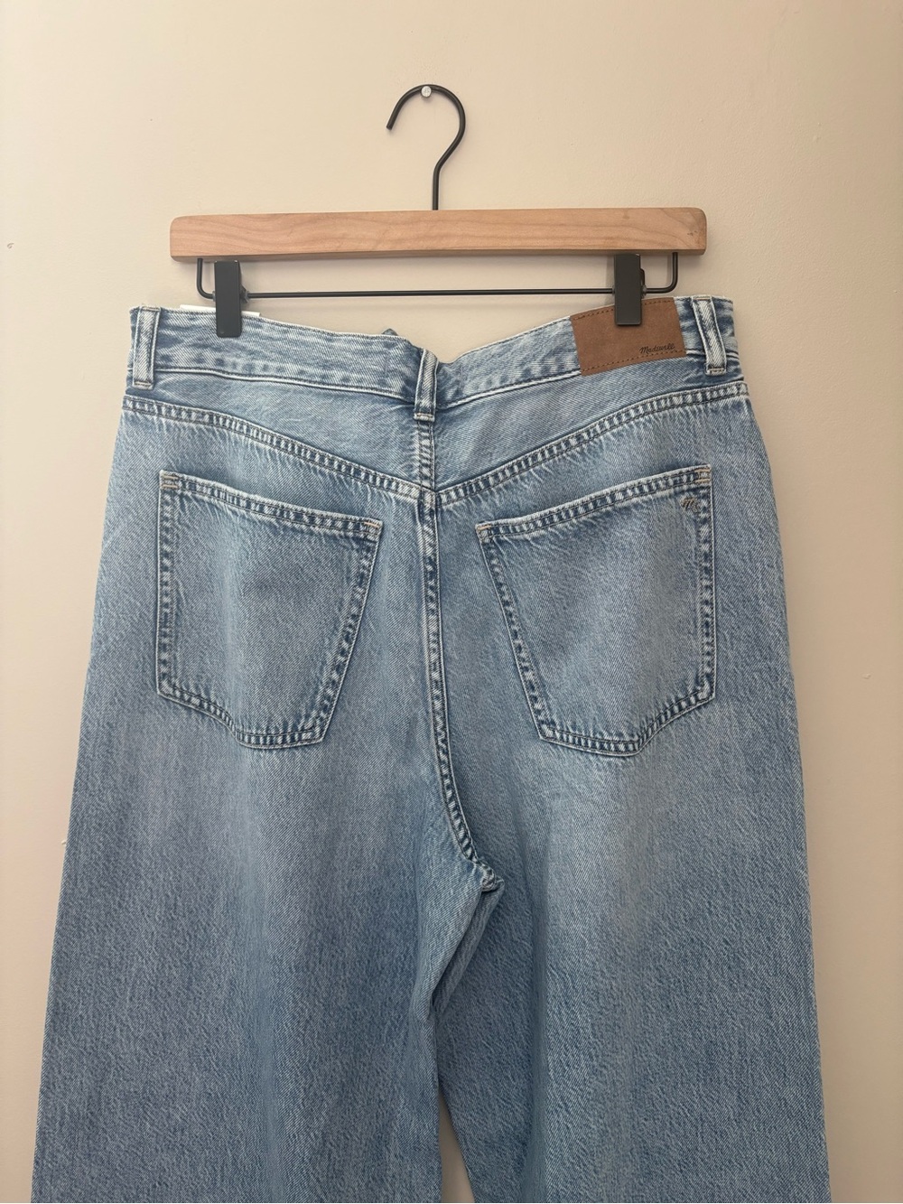 Light Blue Women's Wide-Leg Jeans - Brand - Picture 9 of 11
